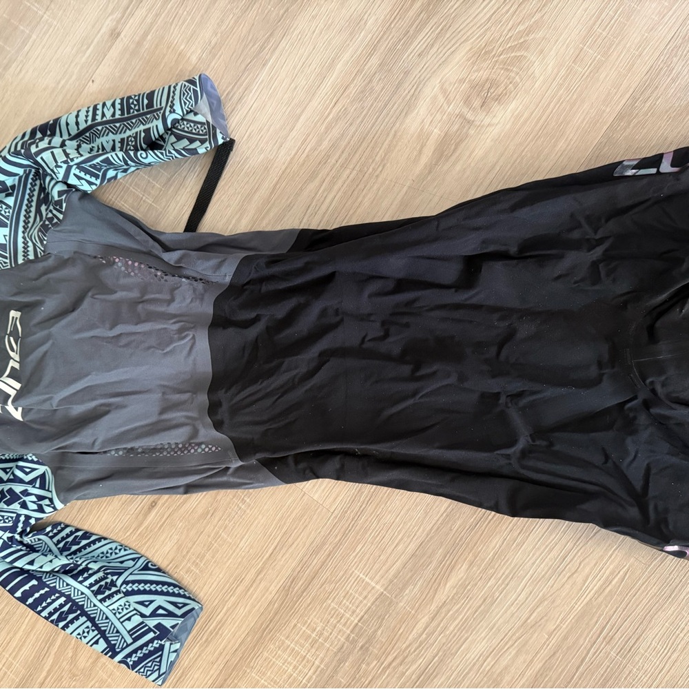 Women's Zone 3 Triathlon Race Swim Skin